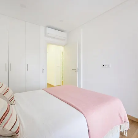 Appartamento Grand Family, 5m To Beach, By Timecooler Setúbal